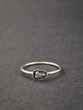 Load image into Gallery viewer, Ivy Leaf stacking ring