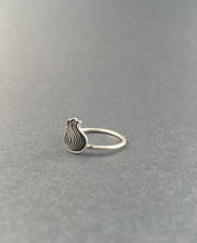 Load image into Gallery viewer, Flame sterling silver ring
