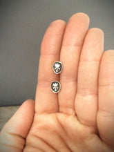 Load image into Gallery viewer, Sterling silver flower stud earrings