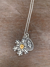 Load image into Gallery viewer, Snowflake Charm set #3