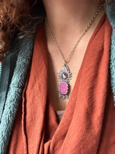 Load image into Gallery viewer, Cobalto Calcite and Ruby Medallion