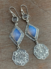 Load image into Gallery viewer, Opalite and clear Quartz earrings