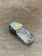 Load image into Gallery viewer, Icy Quartz crystal necklace 2
