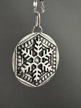 Load image into Gallery viewer, Single Silver Snowflake
