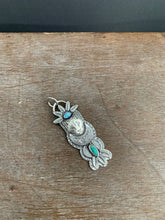 Load image into Gallery viewer, Mountain lion turquoise pendant