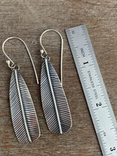 Load image into Gallery viewer, Medium/small Stamped silver feather earrings