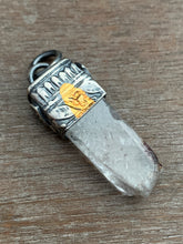 Load image into Gallery viewer, Icy Quartz crystal necklace 2
