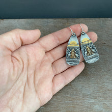 Load image into Gallery viewer, Keum Boo Bird Earrings