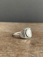 Load image into Gallery viewer, Sun and eye ring size 7