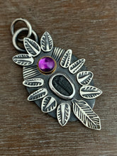 Load image into Gallery viewer, Trilobite and amethyst pendant