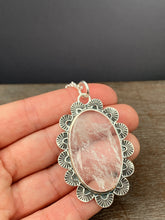 Load image into Gallery viewer, Quartz pendant