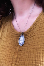 Load image into Gallery viewer, Sacred heart pendant