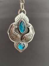 Load image into Gallery viewer, Fish Kiss Necklace