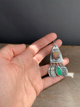 Load image into Gallery viewer, Cacoxenite and Chrysoprase Jingly Necklace