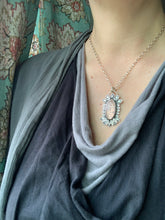 Load image into Gallery viewer, Rose quartz pendant