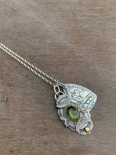 Load image into Gallery viewer, Tourmaline set in 22k gold charm necklace set