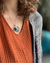 Load image into Gallery viewer, Snowflake Charm set #4
