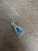 Load image into Gallery viewer, Small Kyanite beaded window