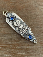 Load image into Gallery viewer, Owl pendant - kyanite and labradorite