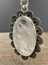 Load image into Gallery viewer, Quartz pendant