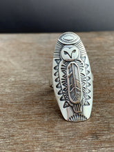 Load image into Gallery viewer, Size 8 owl ring