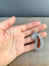 Load image into Gallery viewer, Agate and Heart charms