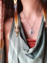 Load image into Gallery viewer, Opal pendant