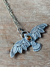 Load image into Gallery viewer, Moss agate bird pendant.