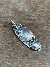 Load image into Gallery viewer, Sterling silver sacred heart pendant