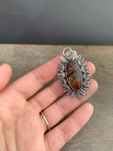 Load image into Gallery viewer, Dragon Vein Agate pendant
