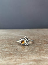Load image into Gallery viewer, Tiny citrine with a fan accent ring size 7