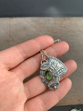 Load image into Gallery viewer, Tourmaline set in 22k gold charm necklace set