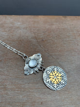 Load image into Gallery viewer, Frosty Abalone Snowflake Pendant
