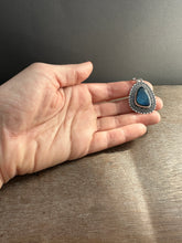 Load image into Gallery viewer, Labradorite pendant