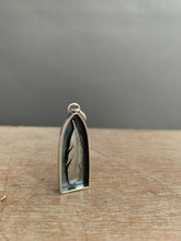 Load image into Gallery viewer, Small Feather shrine