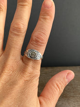 Load image into Gallery viewer, Sun ring size 7.5