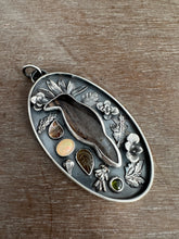 Load image into Gallery viewer, Forest crow necklace