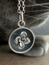 Load image into Gallery viewer, Succulent pendant #1