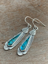 Load image into Gallery viewer, Apatite earrings