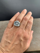 Load image into Gallery viewer, Medium size 7 eye sacred symbol shield ring