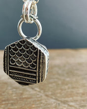 Load image into Gallery viewer, Labradorite double sided pendant