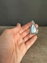 Load image into Gallery viewer, Kyanite beaded window