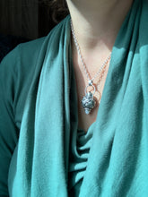 Load image into Gallery viewer, Vintage crystal and White Quartz dragon egg medallion