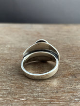 Load image into Gallery viewer, Medium size 7 eye sacred symbol shield ring