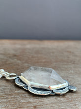 Load image into Gallery viewer, Tibetan quartz medallion