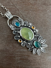 Load image into Gallery viewer, Multi stone elaborate pendant