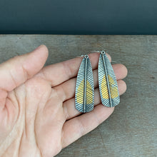 Load image into Gallery viewer, Keum Boo Feather Earrings