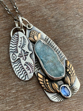 Load image into Gallery viewer, Green kyanite with bird charm set