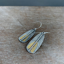 Load image into Gallery viewer, Keum Boo Feather Earrings