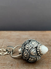 Load image into Gallery viewer, Vintage crystal and White Quartz dragon egg medallion